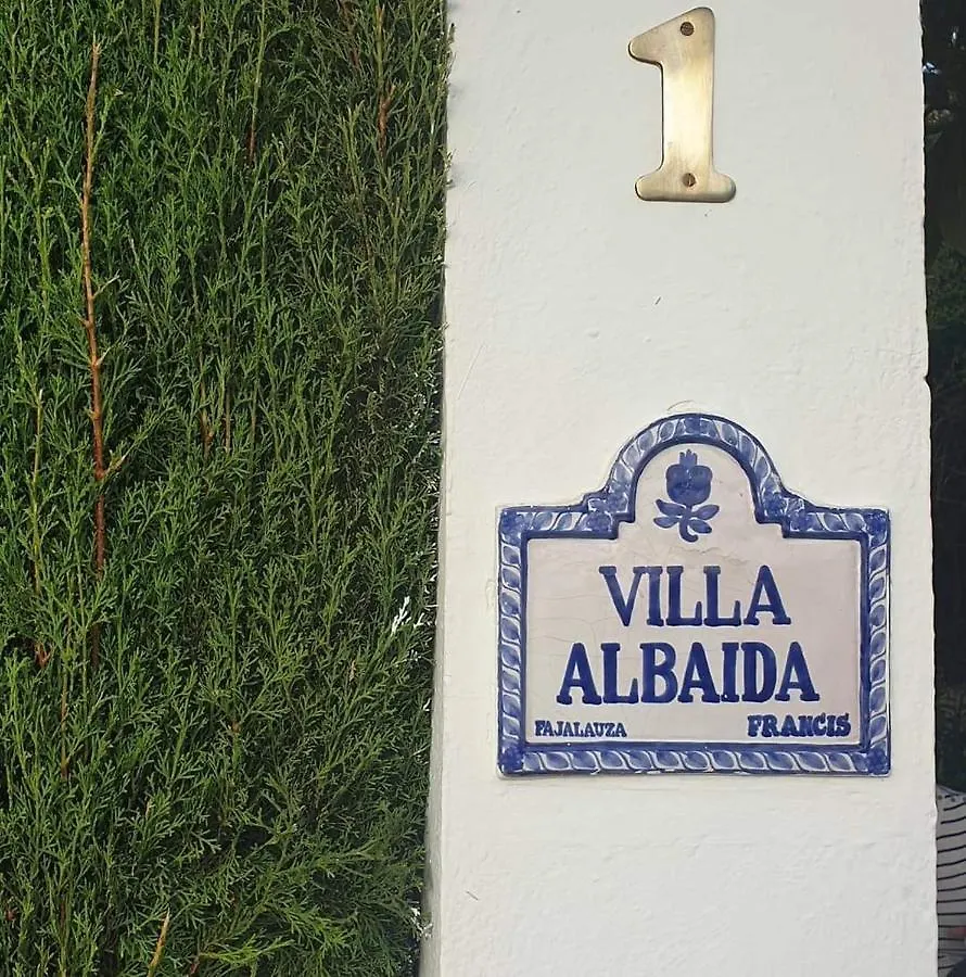 Villa Albaida La Zubia  Semesterbostad